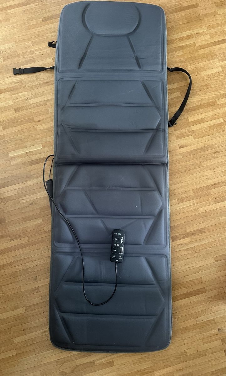 Massagegeräte: Massage Mat (vibration) – Gebraucht aus Zürich von sibruno