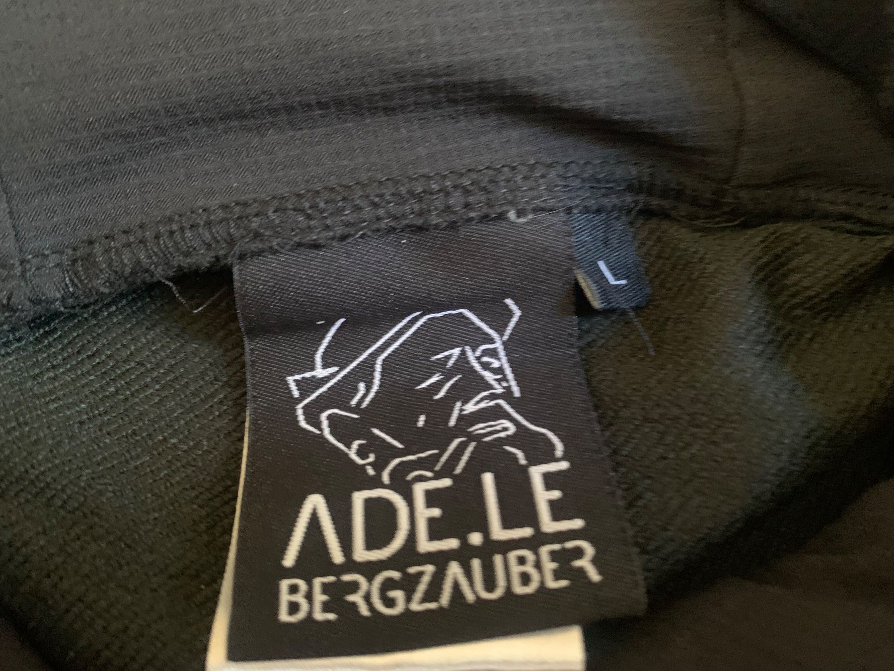 Maglioni & Felpe: Outdoor Hoody – Usato da Bülach venduto da frische_brise 4