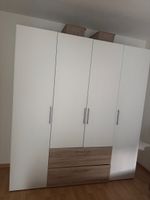 Kleiderschrank Pfister – gratis