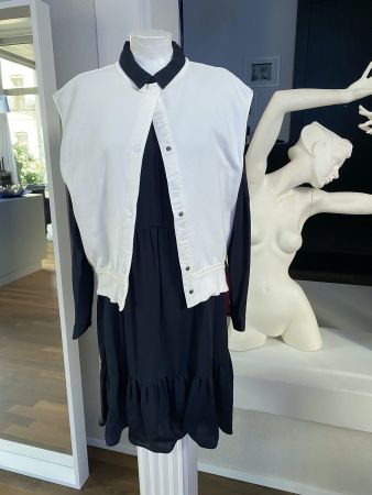 design 2tlg.set: hoher np. moncler gilet & r.friedman kleid