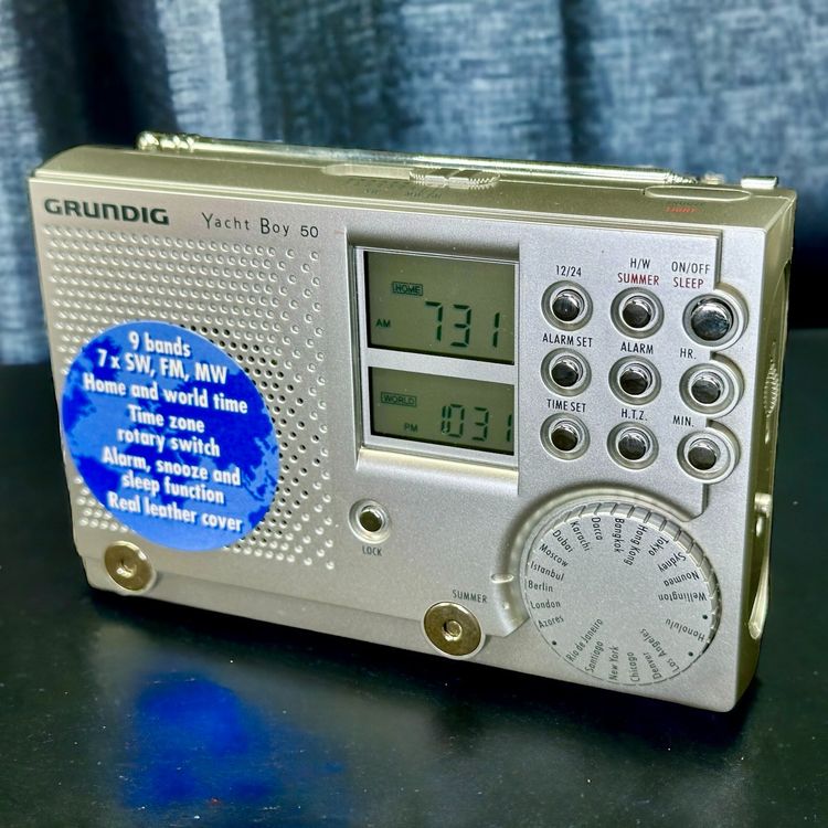 Radio GRUNDIG Satellit 2100 multi-bandes FM/LW/SW/MW 0-29Mhz