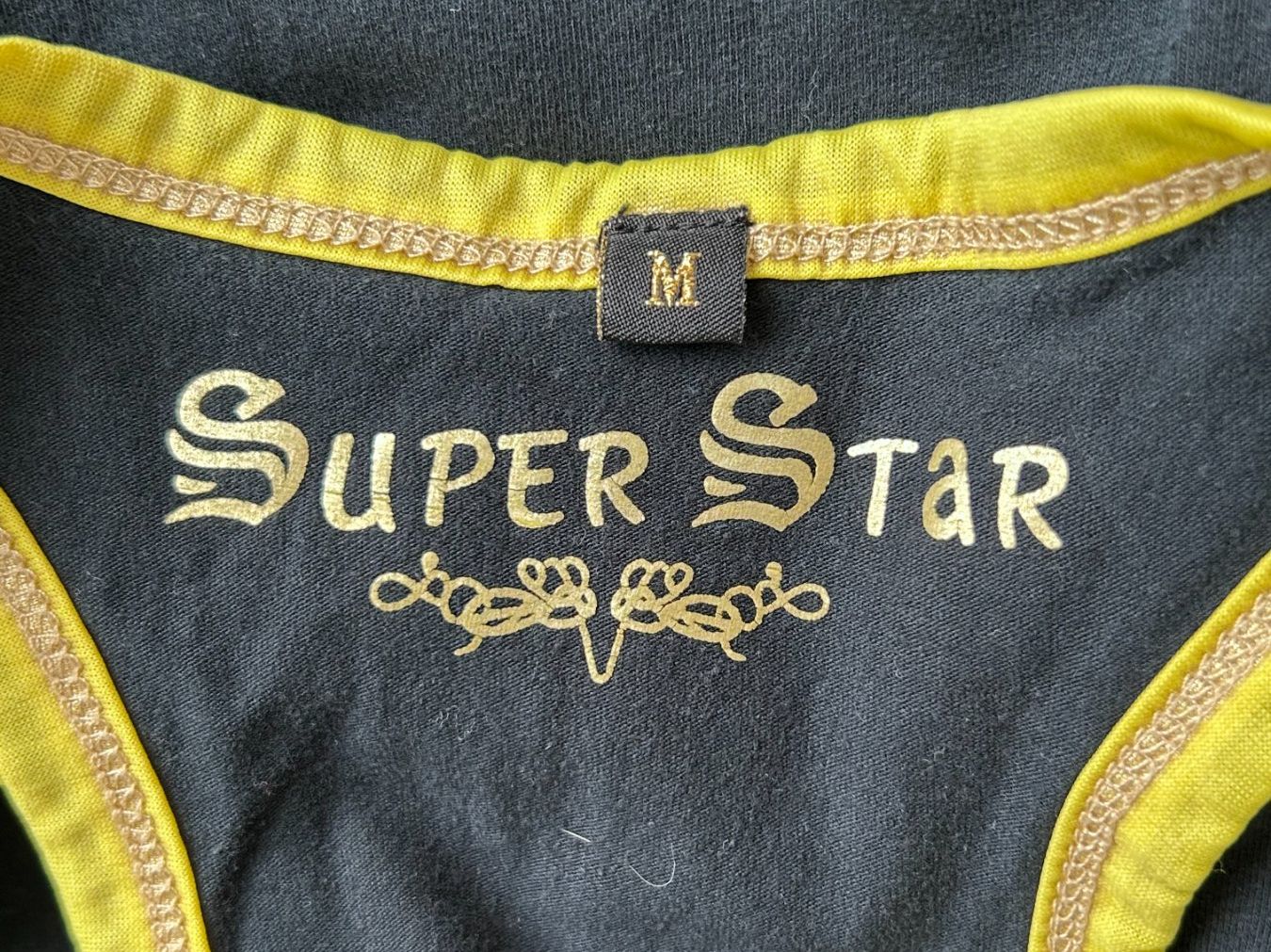 H&M Top: Vintage Super Star Racer Top – Usato da St. Gallen venduto da look-twice 4