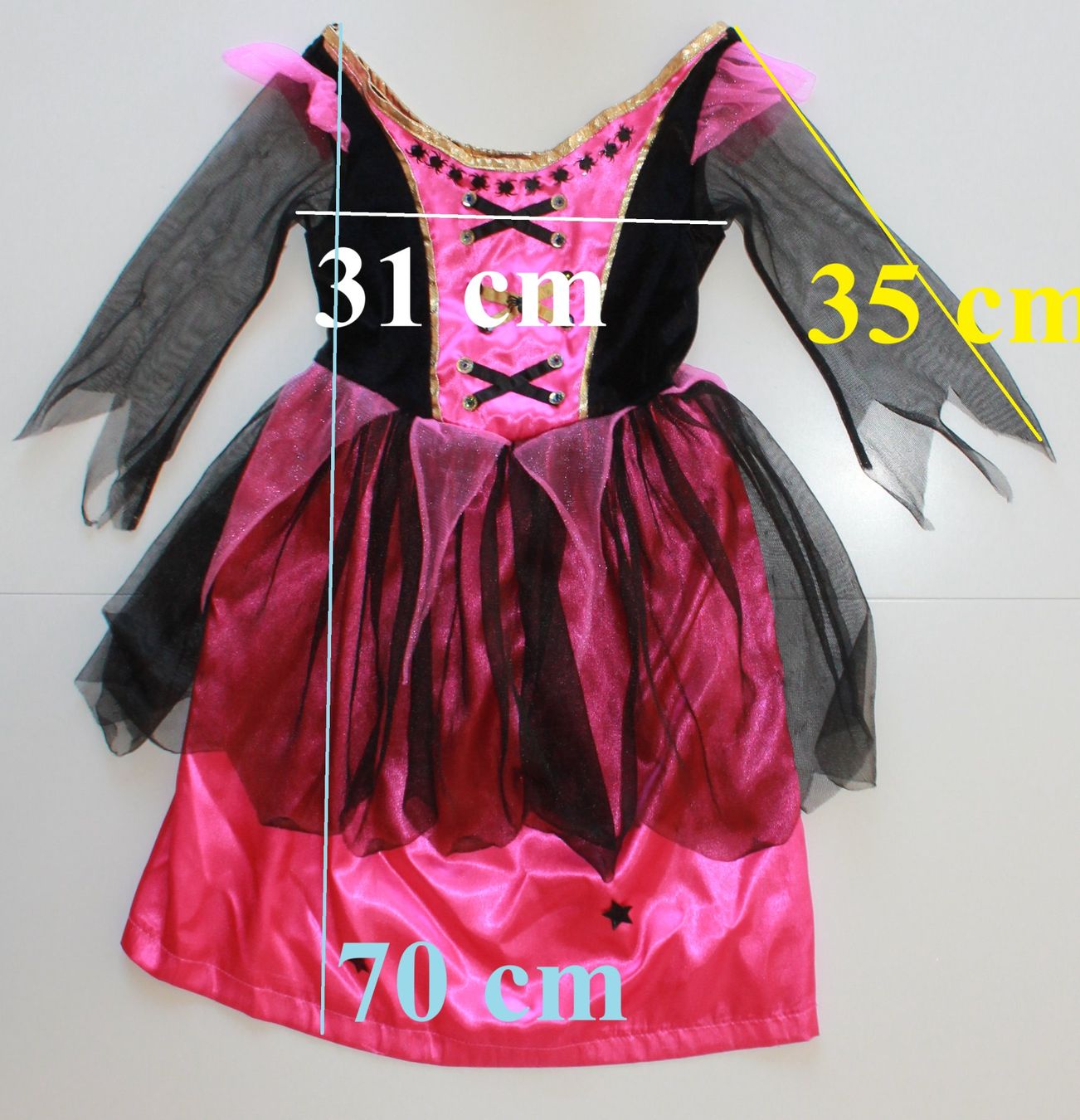 Costumes: Costume sorcière / Hexe t. 5 - 6 ans – D'occasion à Peseux par CoolShoping 2