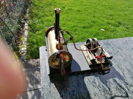 Grosse Dampfmaschine