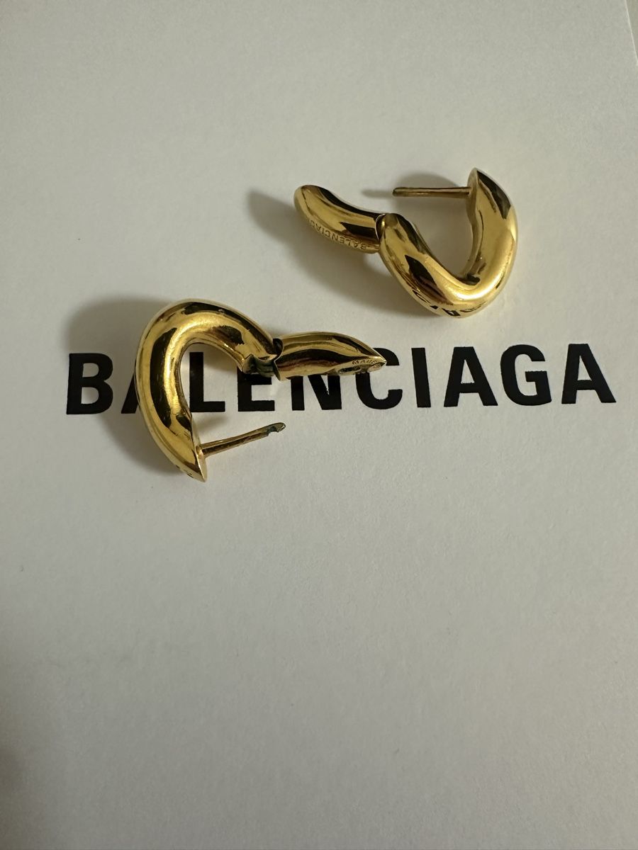 Balenciaga Ohrringe & -stecker: Balenciaga Ohrringe, goldfarben – Gebraucht aus Niederhasli von Luxevault 5