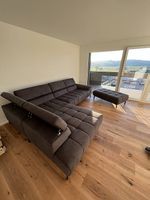 Belmodo Sofa und Hocker