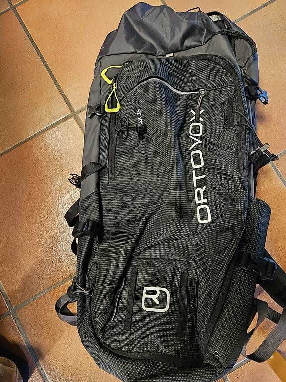 Ortovox Zaini: Ortovox Peak 35 - neuwertig – Usato da Suhr venduto da Lauk