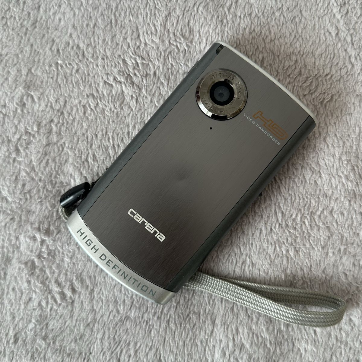 Carena Camcorder: CAMÉSCOPE NUMÉRIQUE CARENA HDV5C2 – Gebraucht aus Givisiez von dor_xb9k 1