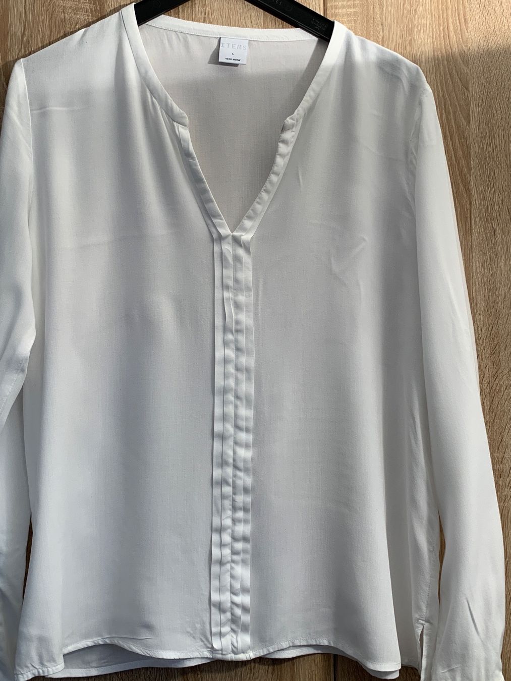 Vero Moda Camicette: TUNIKA BLUSE Marke ITEMS by Vero Moda GR L – Usato da Nussbaumen AG venduto da brigitebardot