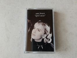 Sam Brown  -  April Moon  /  MC