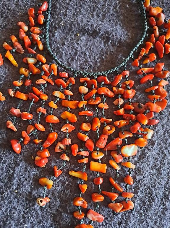 Catenine: Collier – Usato da La Chaux-de-Fonds venduto da atipik