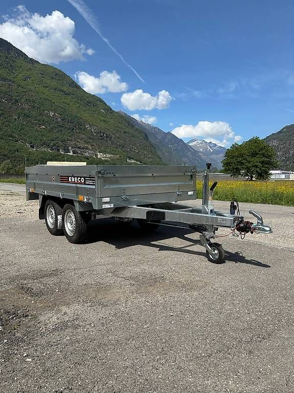 Rimorchi: Rimorchio modello T4 / Kg 2000 – Usato da Biasca venduto da rimotec