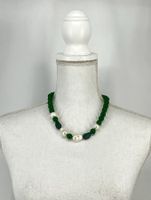 Collier de perles d'eau douce et vertes