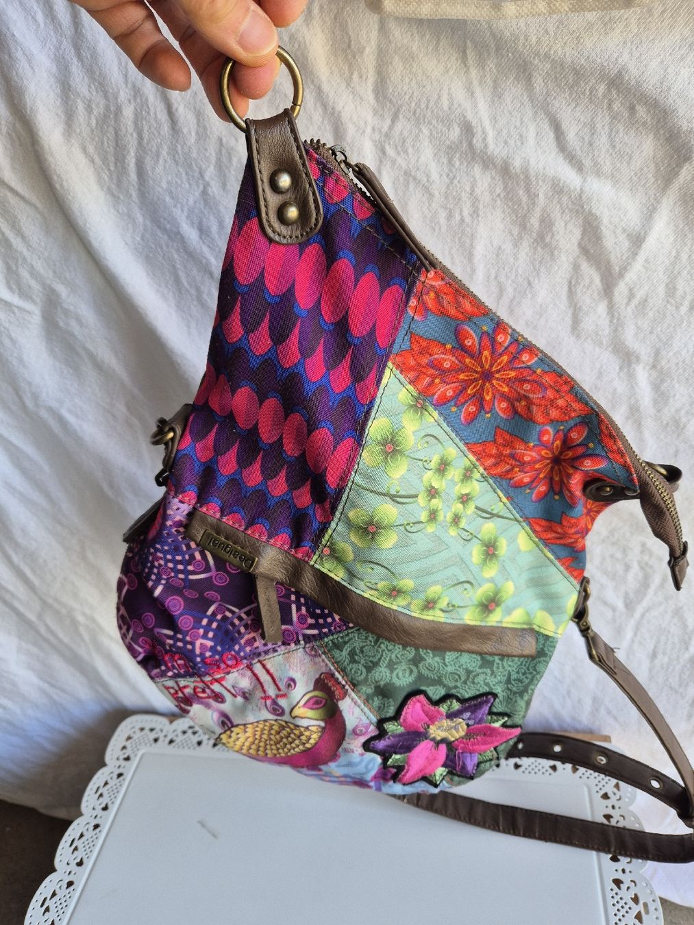Desigual Taschen für Damen: DESIGUAL Handtasche ca. 28 x 34 cm – Gebraucht aus Herzogenbuchsee von herzchae 5