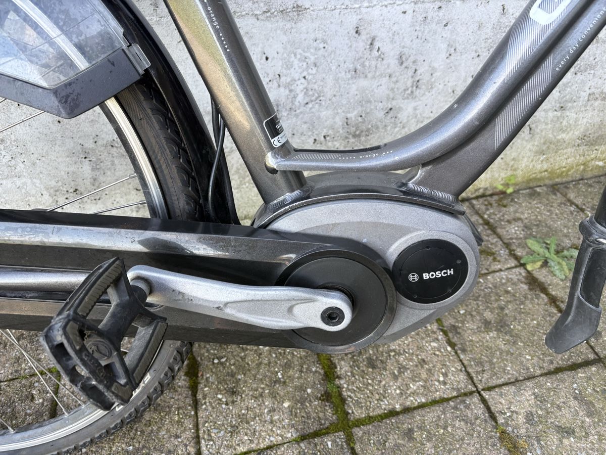 Velos: Gazelle Orange E-Bike, Bosch engine – Defekt aus Beckenried von barbuska 1