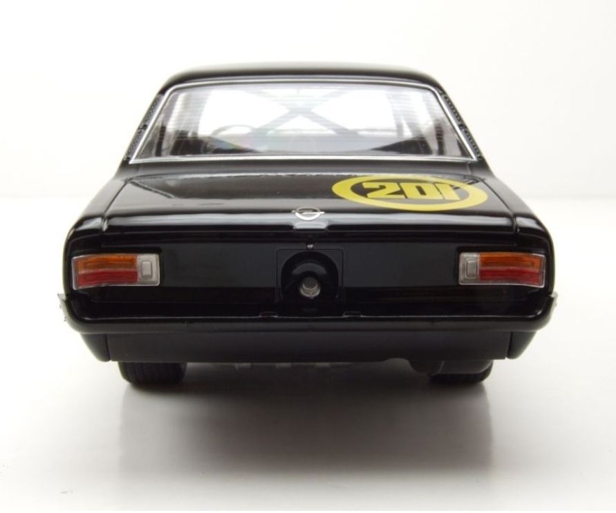 Opel Modellini d'auto: Opel Commodore A GS/E Coupe Sondermodell 201 1:18 MCG – Nuovo e nell'imballaggio originale da Bern venduto da WeLoveCars 5