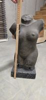Skulptur Frauenfigur, auf Sockel ca. 45cm