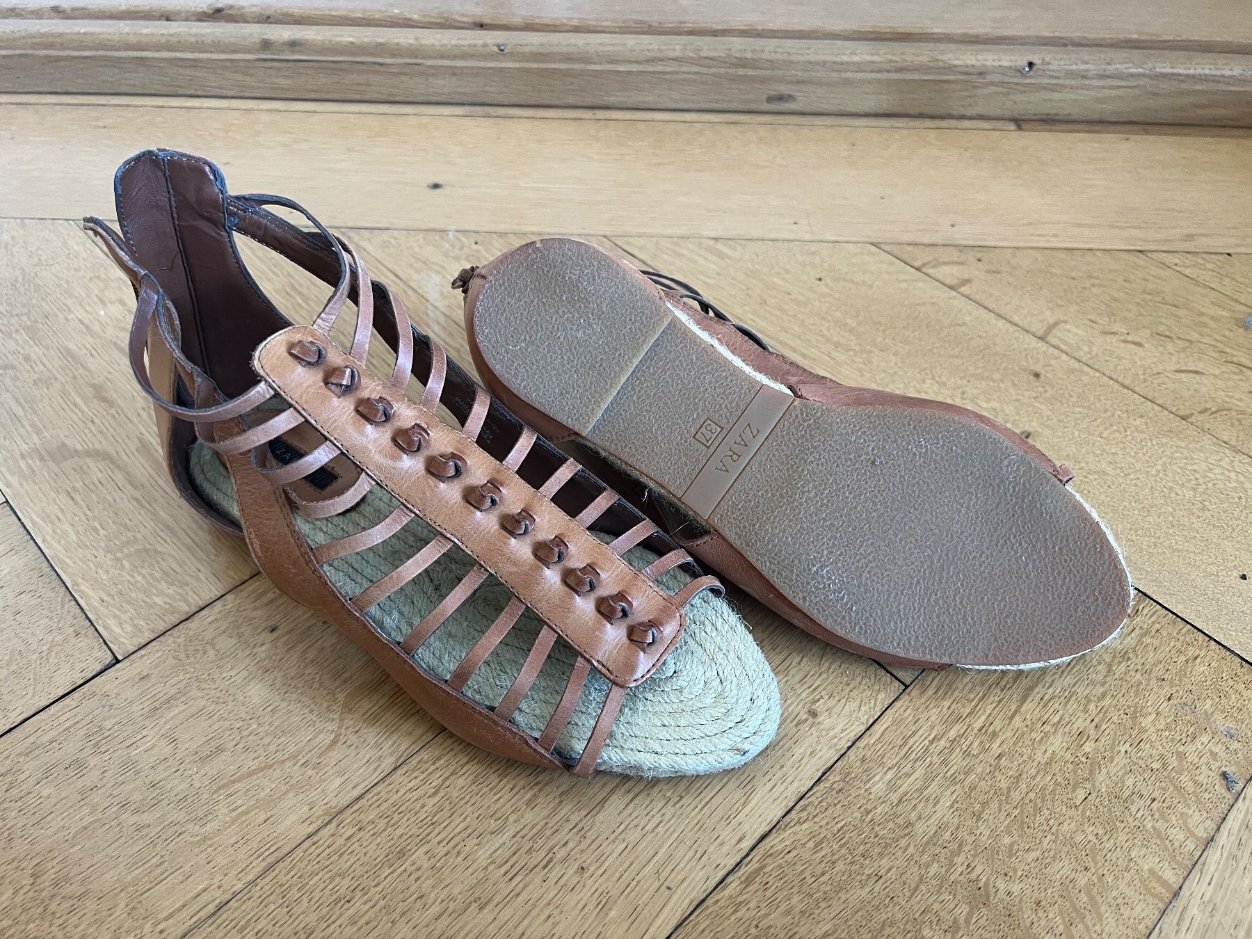 Zara Scarpe da donna: Zara Römersandalen, Gr. 37 – Nuovo (secondo la descrizione) da Bern venduto da hmarion 2