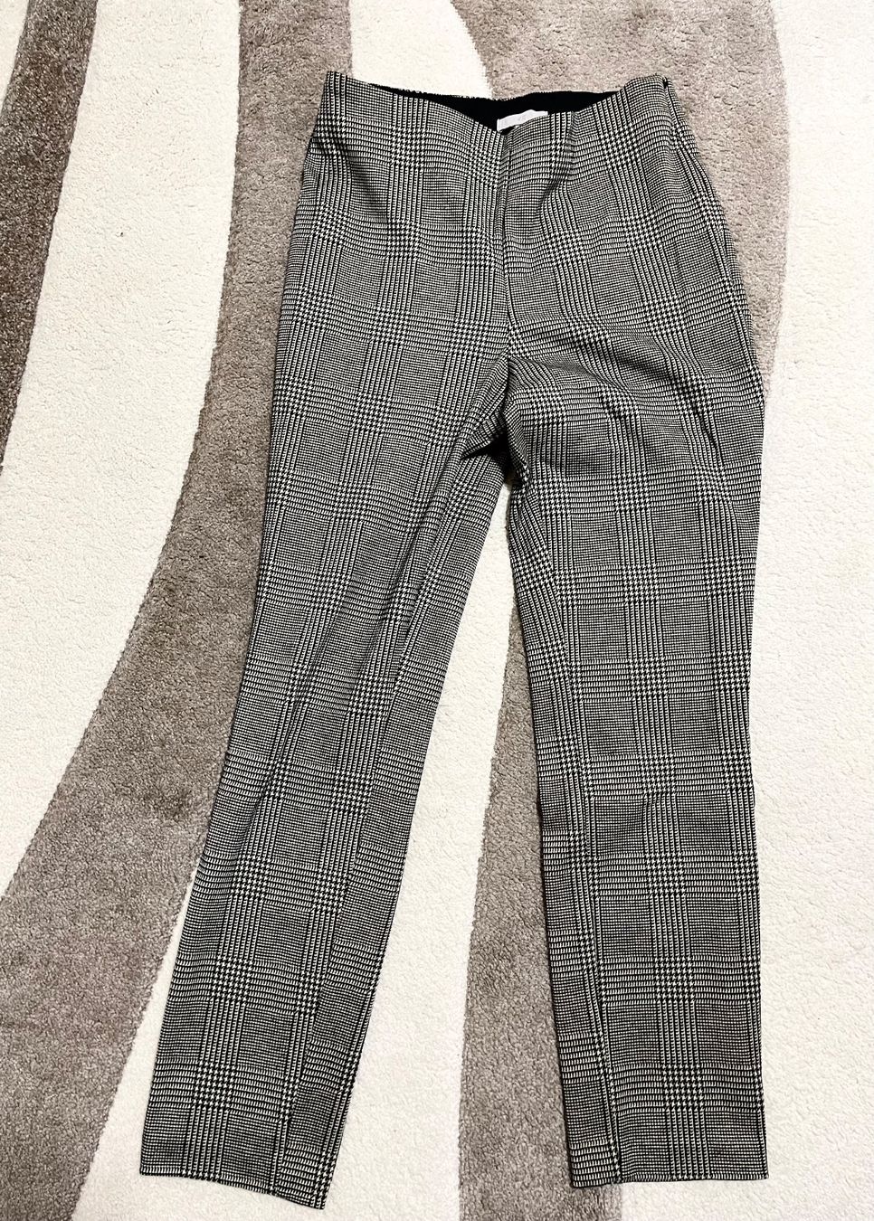 H&M Hosen: HOSE - PANTALON – Neu (gemäss Beschreibung) aus Zürich von Mina_09