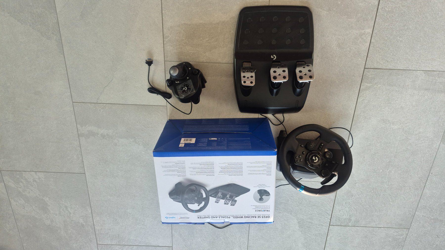 Logitech Consoles: Logitech G923 SE Top alles mit original box – D'occasion à Reinach AG par ang_mr79 9