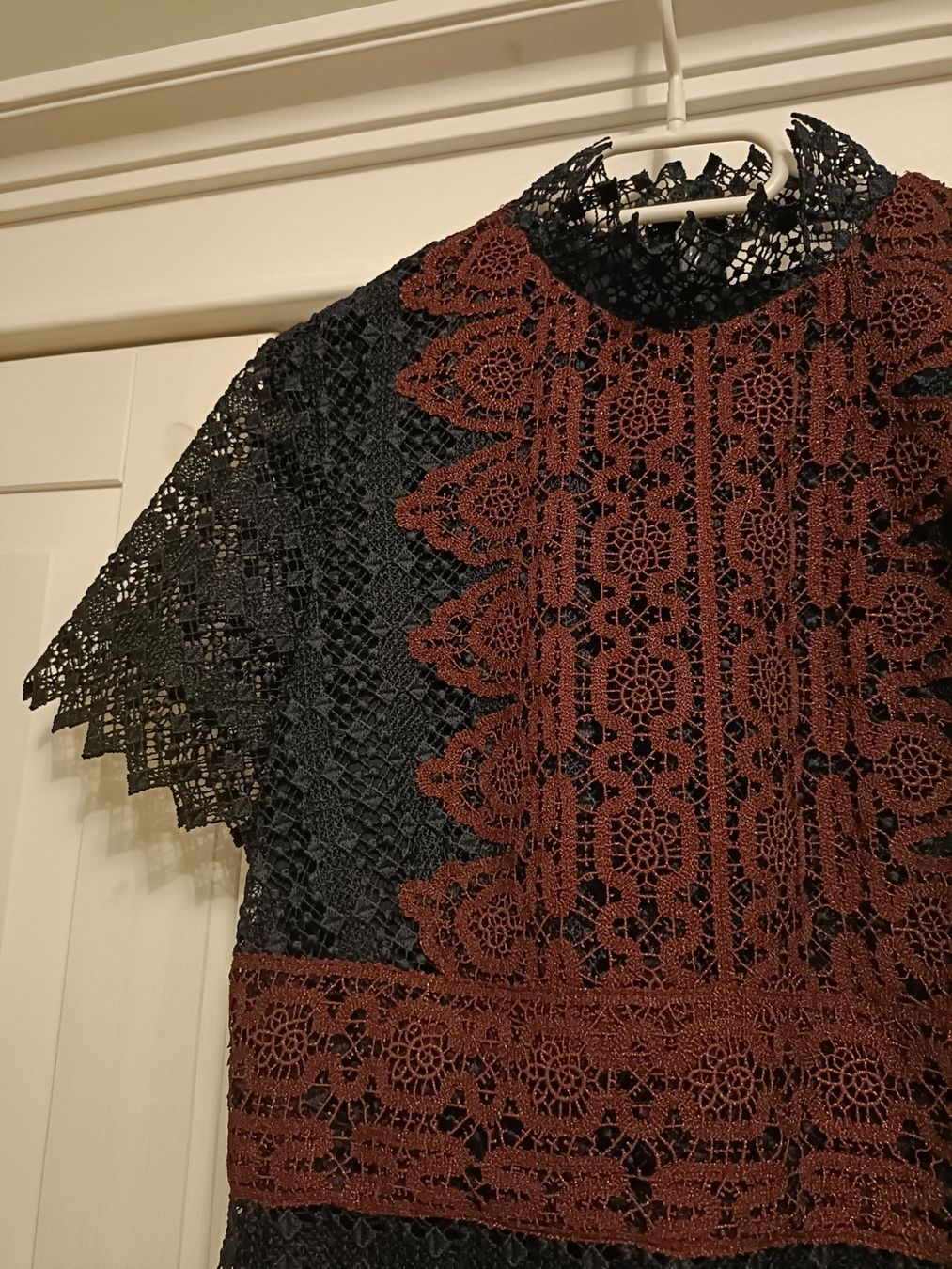 Sandro Vestiti: SANDRO lace dress – Usato da Thalwil venduto da ralucoantza 1