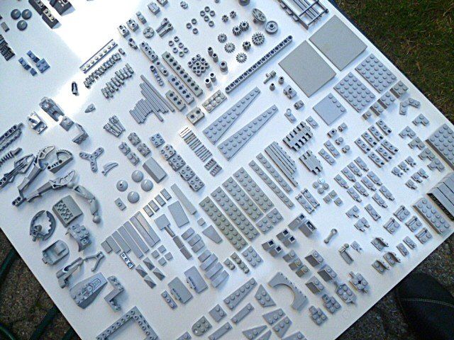 Lego Kit di costruzioni: 1 Set Lego - Ersatzteile div. grau – Usato da Effretikon venduto da Heimstudio 8