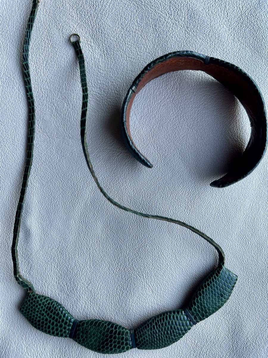 Sonstiger Schmuck: 🐍Schlangenleder oder Eidechsenleder Kette & Armreif grün – Gebraucht aus St. Gallen von reg_f8h8 2