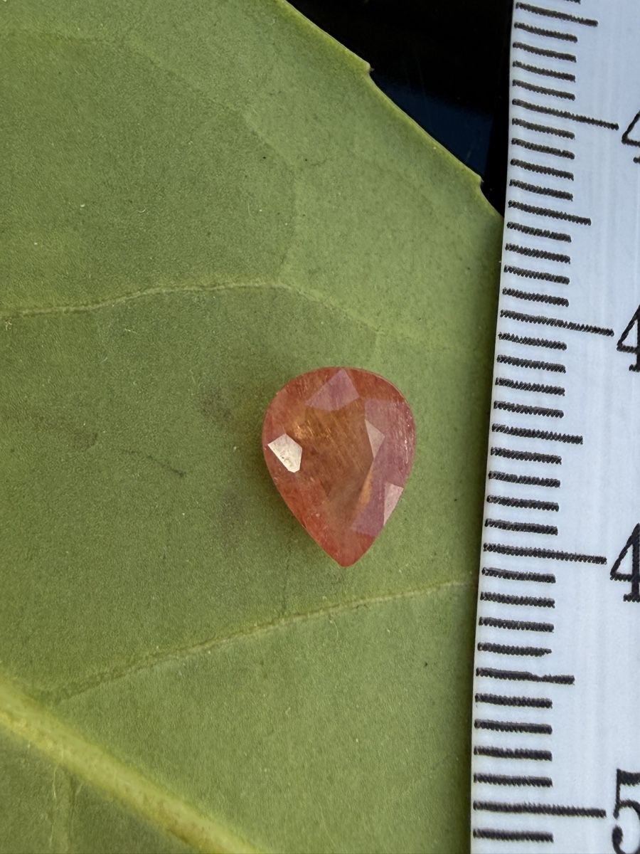 Pietre preziose:  Saphire Farbe orange padparadscha – Usato da Oberhof venduto da RealStone 7