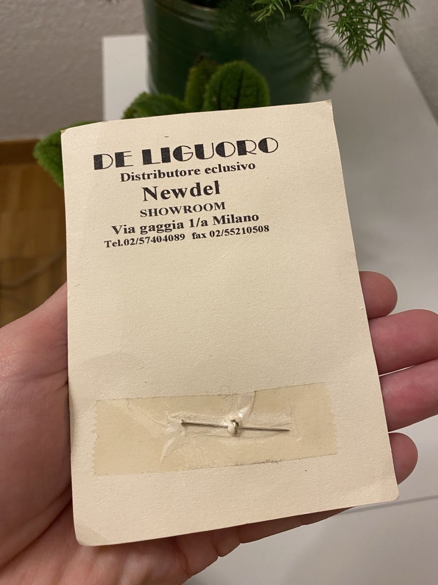 Knöpfe: Knopf von “De Liguoro” – Neu und originalverpackt aus Winterthur von san_9m2f 1