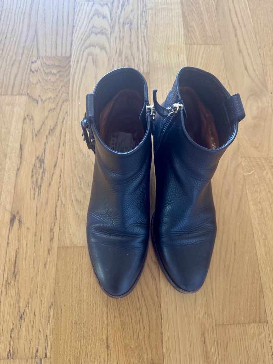 Valentino Scarpe da donna: Valentino Garavani Ankle Boots – Usato da Männedorf venduto da Isa88fashion 4