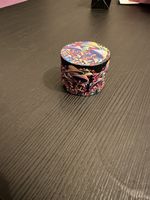 Grinder (moullie) en métal psychédélique -Accessoire fumeur