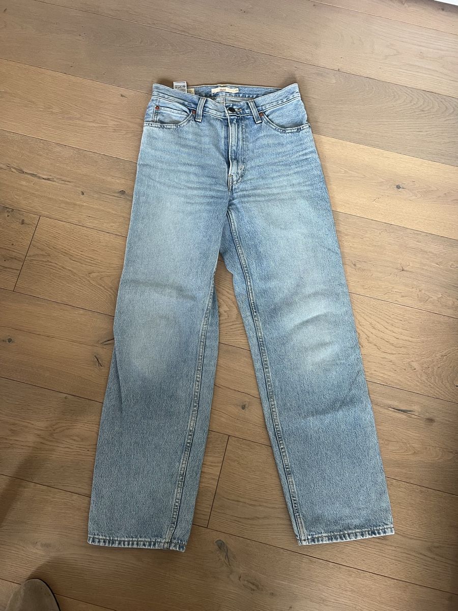 Levi's Jeans: Levi's Dad Jeans, Gr. 25, hellblau, neuwertig – Usato da Olten venduto da isabelschmid