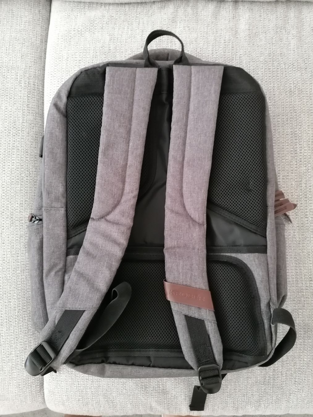 Zaini: Kross Grey Laptop Backpack – Great Condition, Many Compartme – Usato da Zürich venduto da thesuccessnow 1
