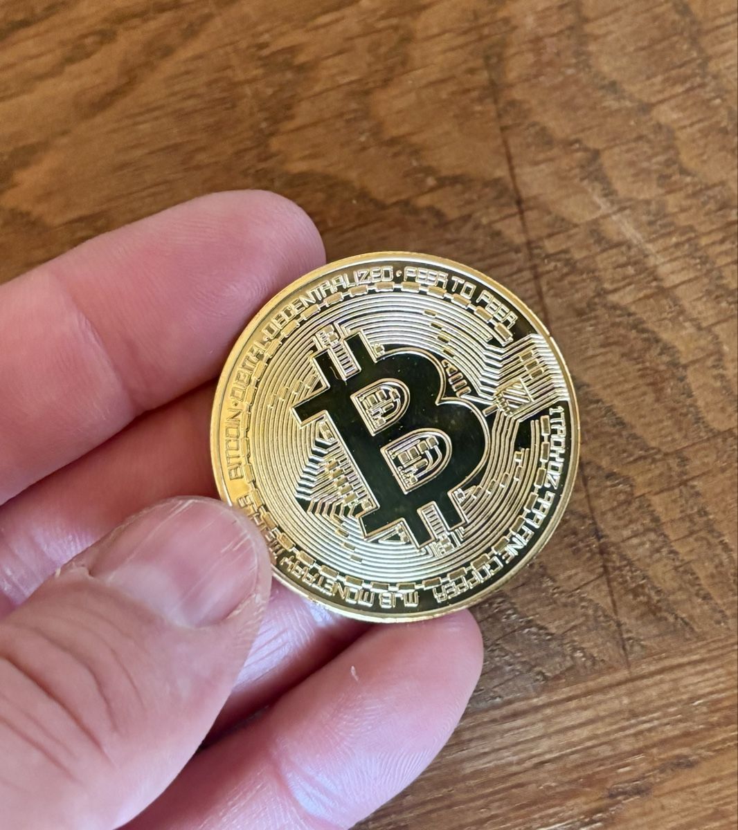 1 Bitcoin Münze = 1.— (Neu (gemäss Beschreibung)) in Arbon für CHF 1 – mit  Lieferung auf Ricardo kaufen