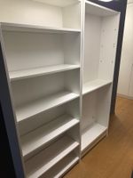 A DONNER deux bibliothèques Ikea "Billy"