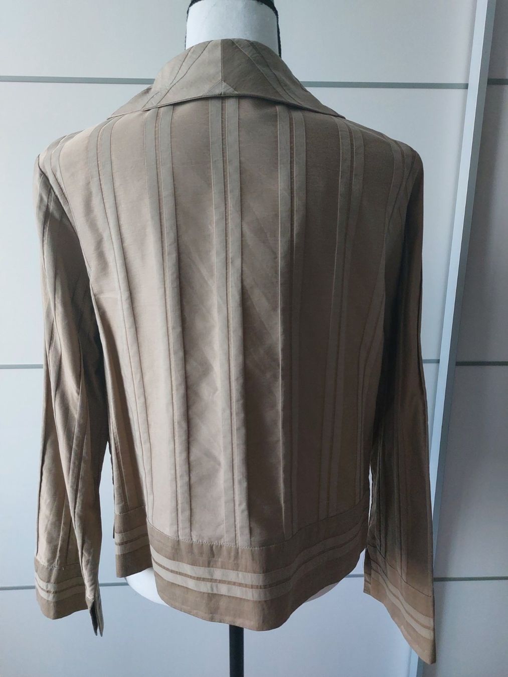 Vestes: Kurzer brauner Blazer, Grösse 38 – D'occasion à Basel par kati76 1