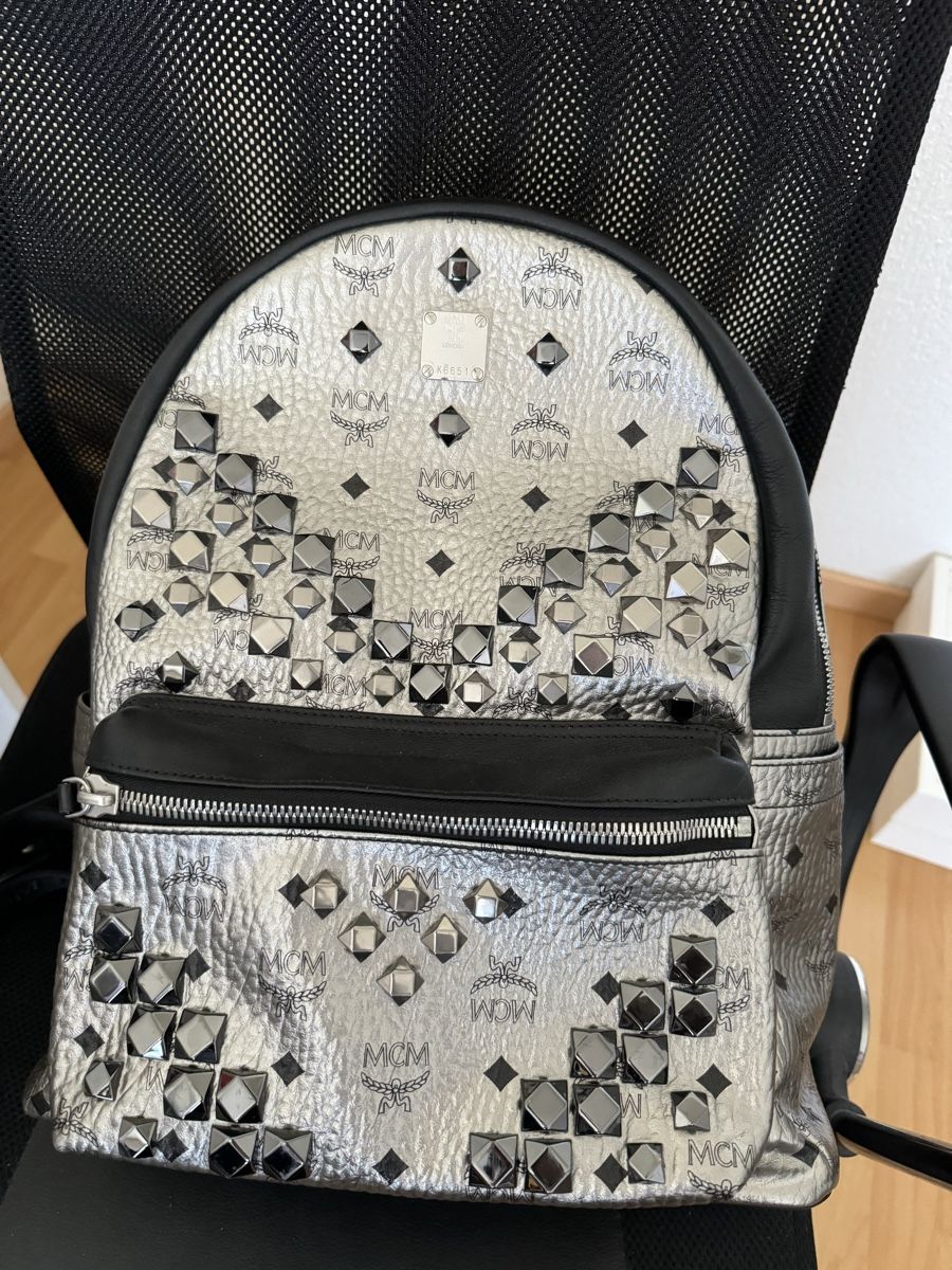 Mcm Zaini: MCM Rucksack (M) – Nuovo (secondo la descrizione) da Rüfenacht BE venduto da val_2fyv