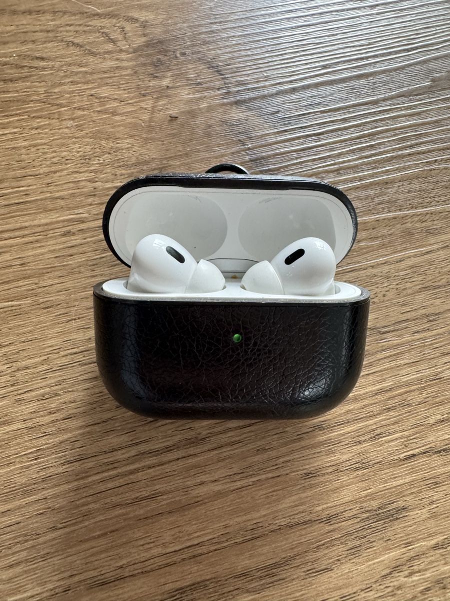 Apple Casques audio: Apple AirPods Pro (2. Generation) – D'occasion à Glarus par gre_7llq 2