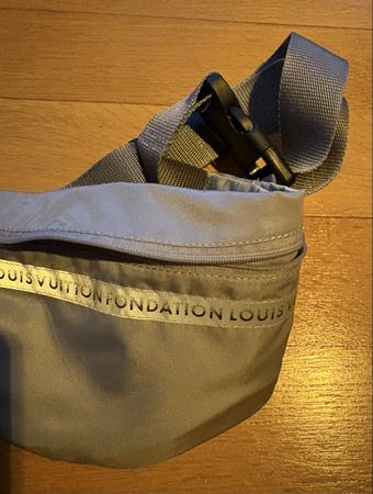 Gürteltasche Fondation Louis VUITTON