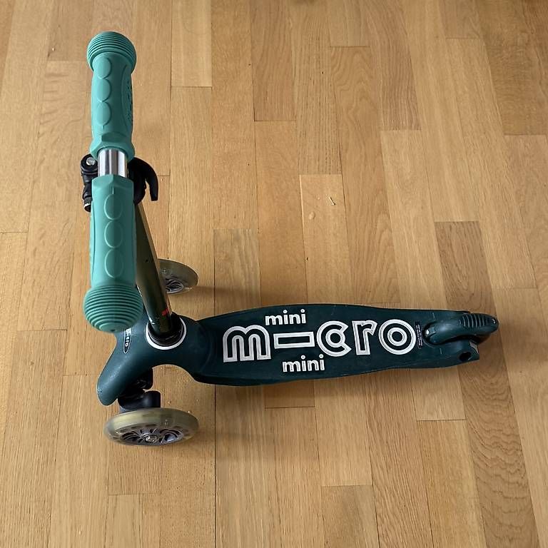 Micro Kickboard: Scooter, Kickboard Mini Micro 3 in 1 Deluxe Plus – Usato da Zürich venduto da Zupin1 1