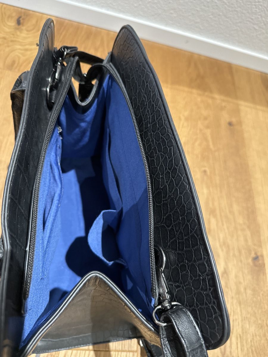 Borse da donna: Handtasche – Usato da Nottwil venduto da oO0_Erwin_0Oo 2