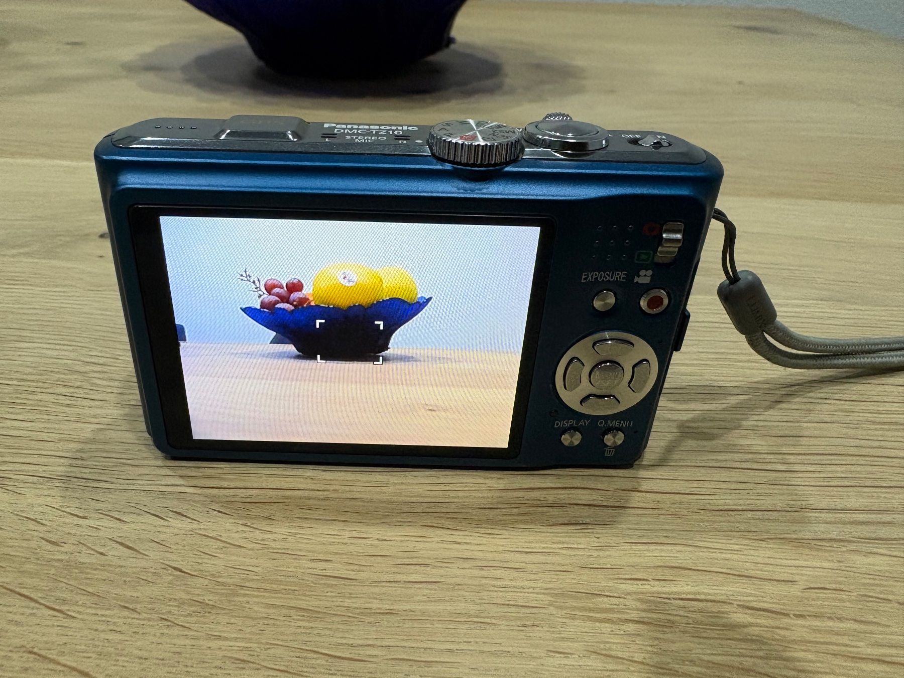 Panasonic Fotocamera: Panasonic Lumix DMC-TZ10 Digitalkameras – Usato da Lausen venduto da sen_jm7c 2