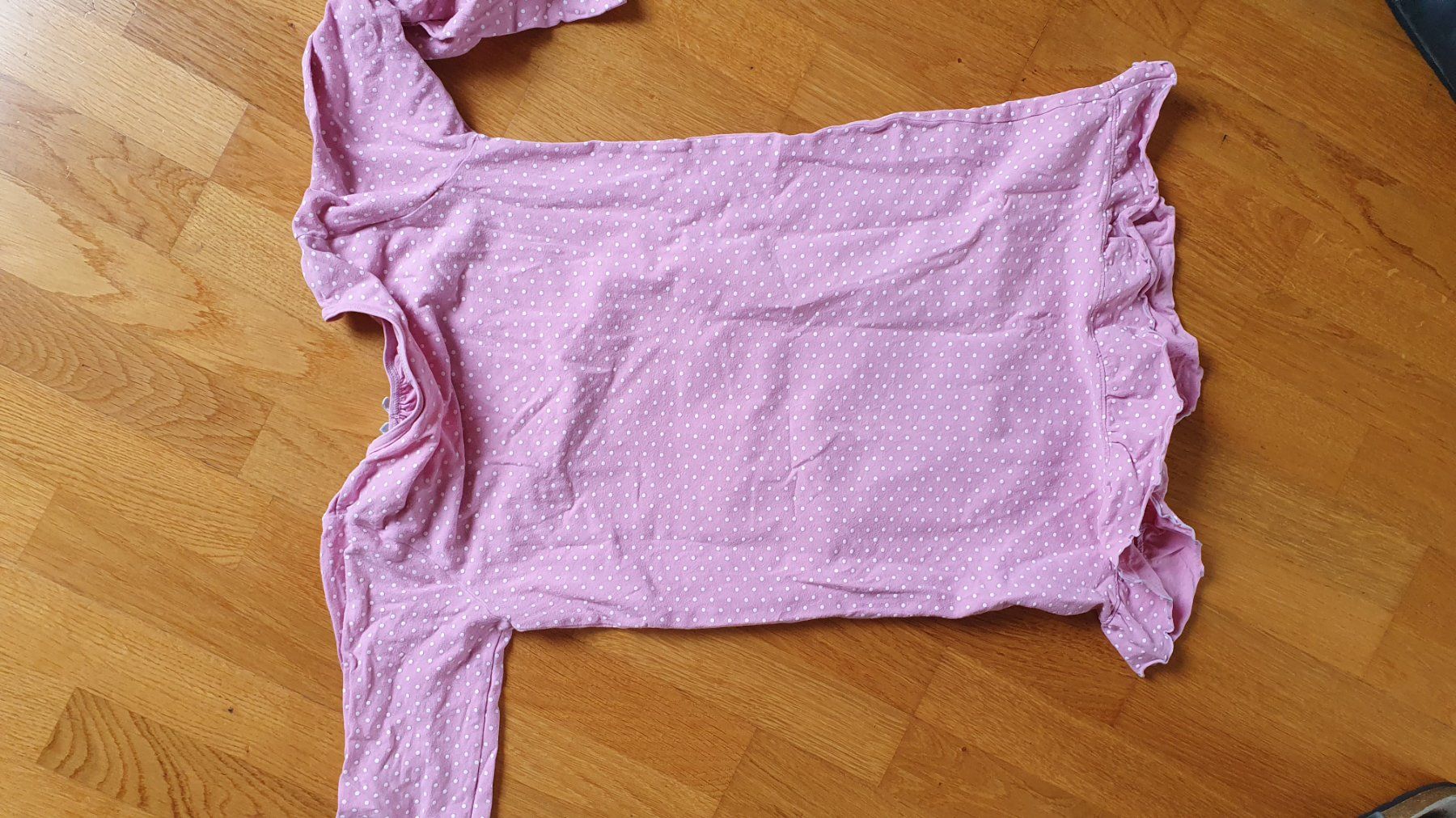 Pigiama & Simili: Nachthemd, Pyjama Grösse 128 – Usato da Niederwangen b. Bern venduto da thurncaro 1