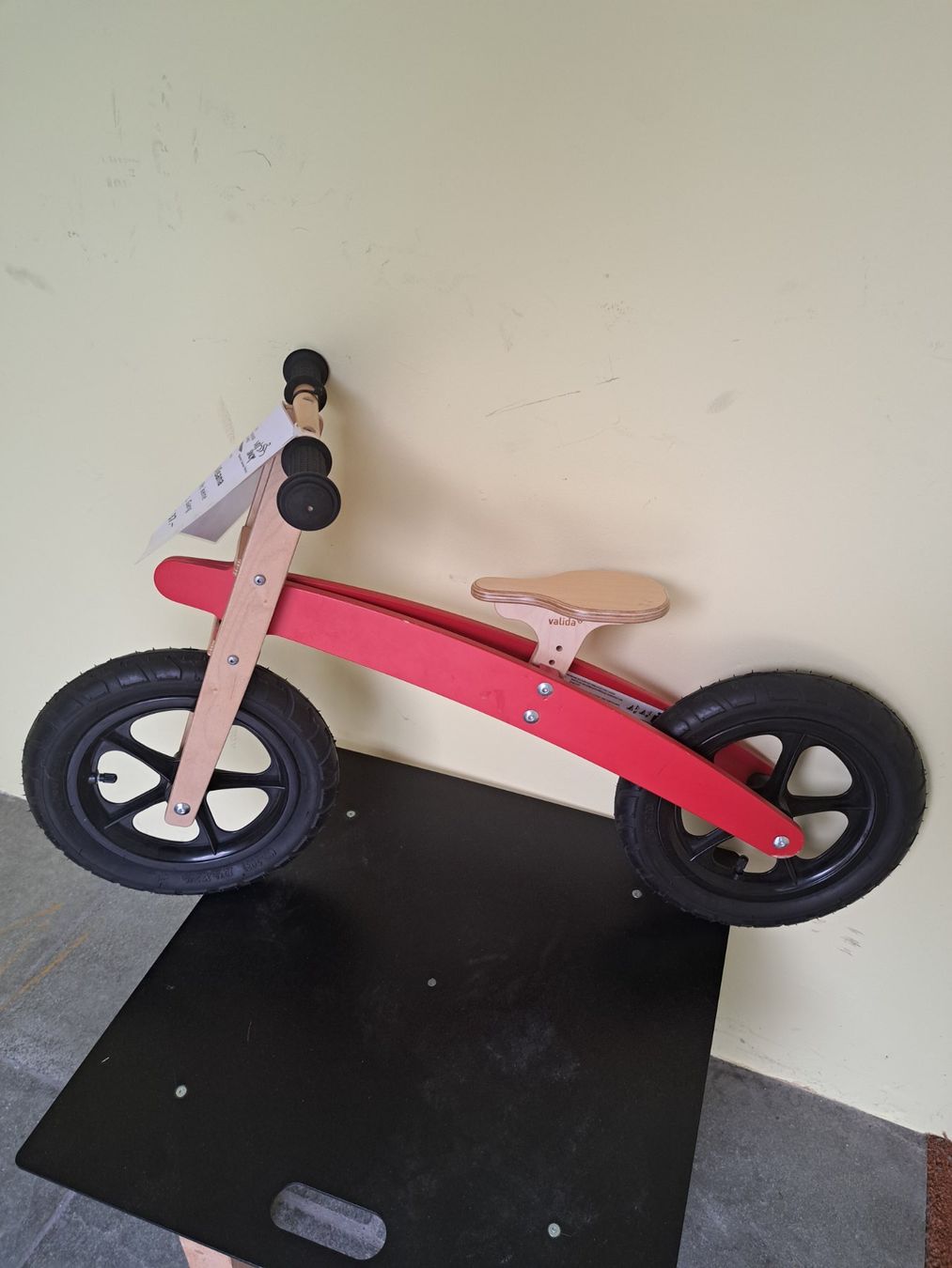 Veicoli per bambini: Valida Visana, Laufrad aus Holz – Usato da Glarus venduto da VeloShop_Glarus