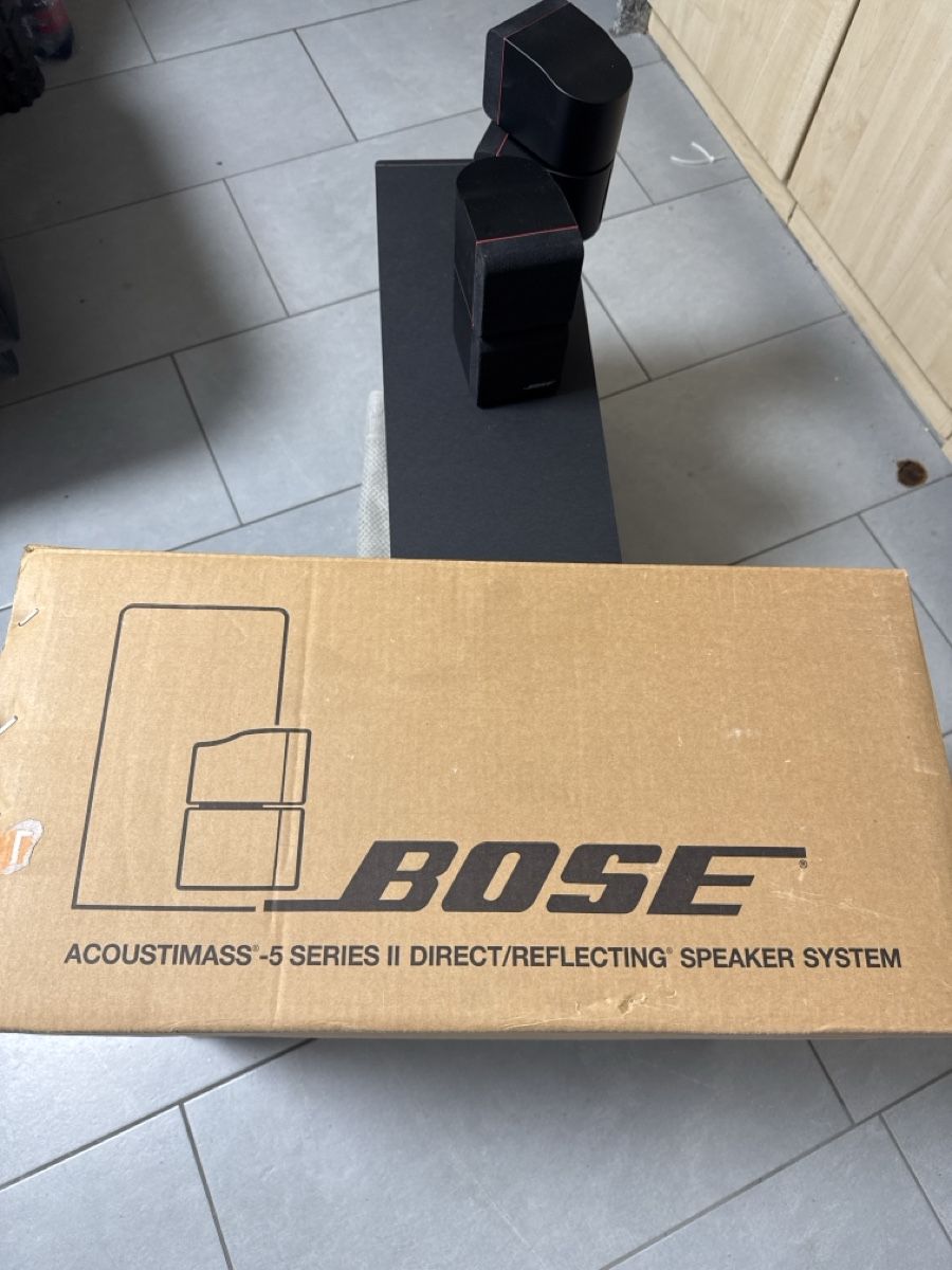 Bose Lautsprecher: Bose Acoustimass-5 Series II Speaker System Black – Neu (gemäss Beschreibung) aus Naters von vir_8t9z 1