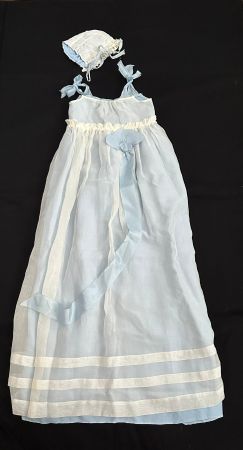 Vintage Taufkleidchen 109-jährig (von 1917)