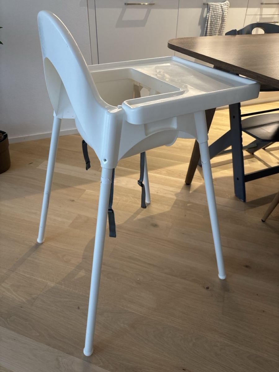 Ikea Hochstühle: Kinderhochstuhl mit Tablett, weiß/weiß – Gebraucht aus Neuhausen am Rheinfall von LTomk