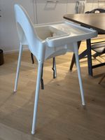 GRATIS Kinderhochstuhl mit Tablett, weiß/weiß