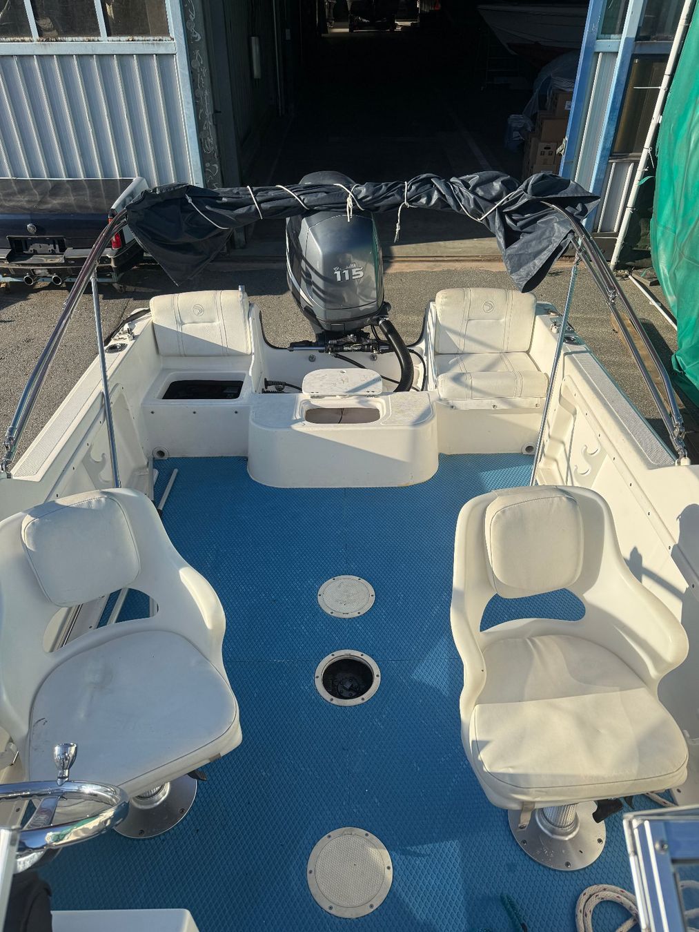 Yamaha Boote: Boot mit Gelcoat schaden – Defekt aus Quartino von 5franc 8