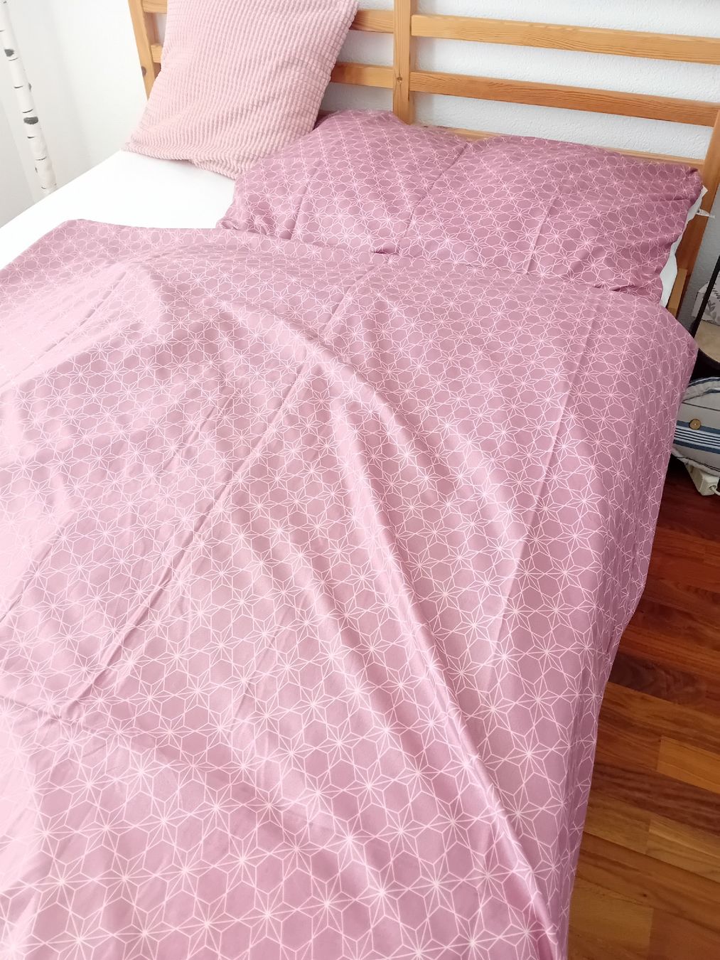 Biancheria da letto: Schöne Bettwäsche-Sets , verschiedene Design  – Nuovo (secondo la descrizione) da Villmergen venduto da elk_h6yr 7